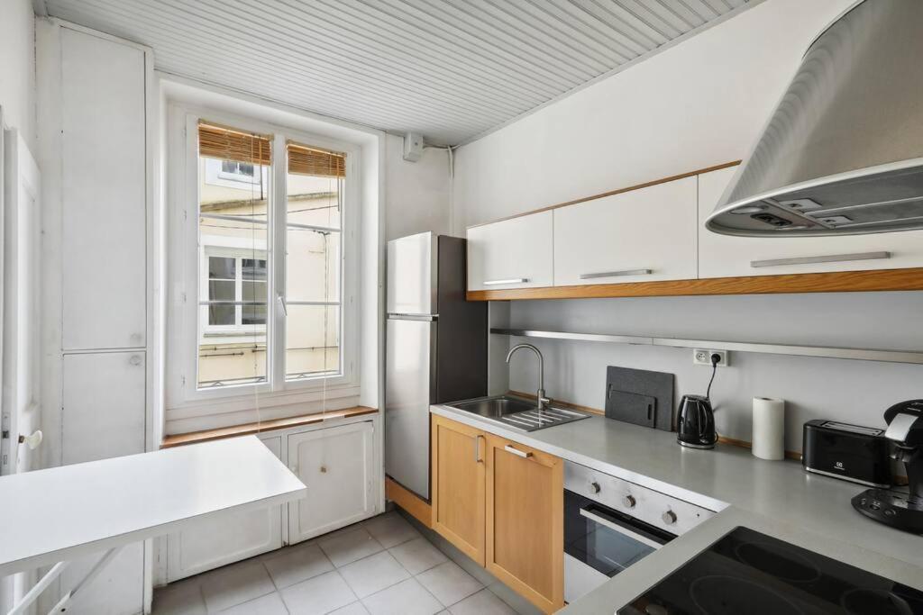 Michel Columb Elegant - En Centre Ville Nantes Exterior photo